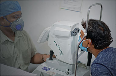 corneal-checkup-at-renuka-eye-institute-in-kolkata